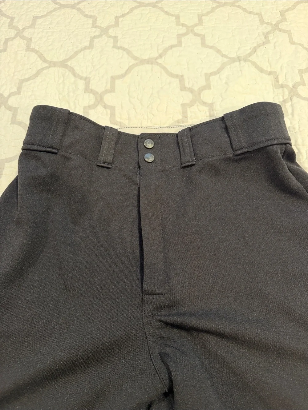 Rawlings Men's Black Flat-Front Athletic Shorts